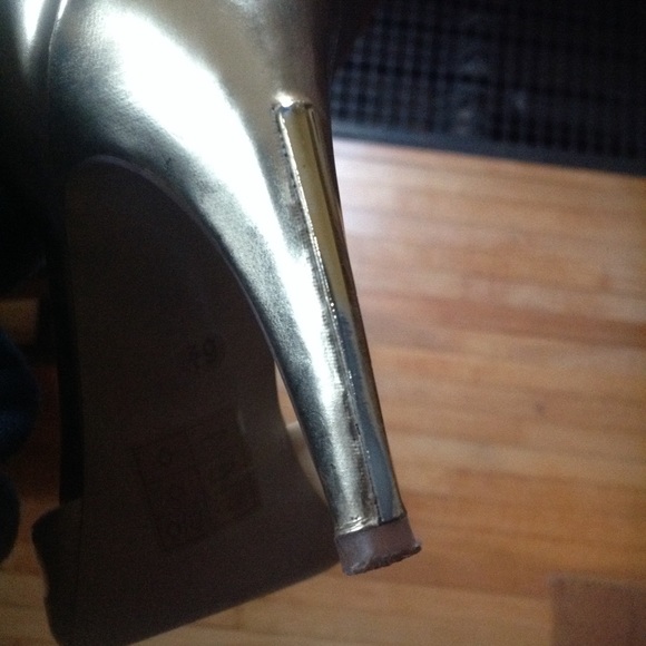 SOLD - Picture 5 of 5